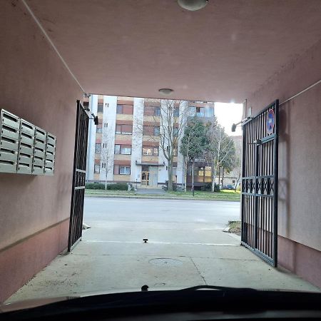 Apartman Karibo Sombor Ngoại thất bức ảnh